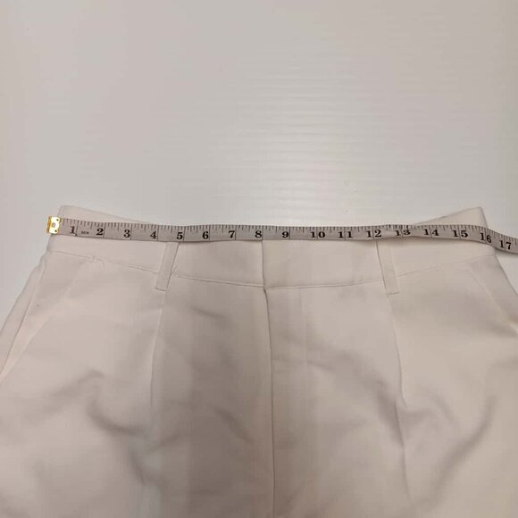 Abercrombie & Fitch Women's Plus Size Beige Cotton Blend Shorts - Picture 3 of 5